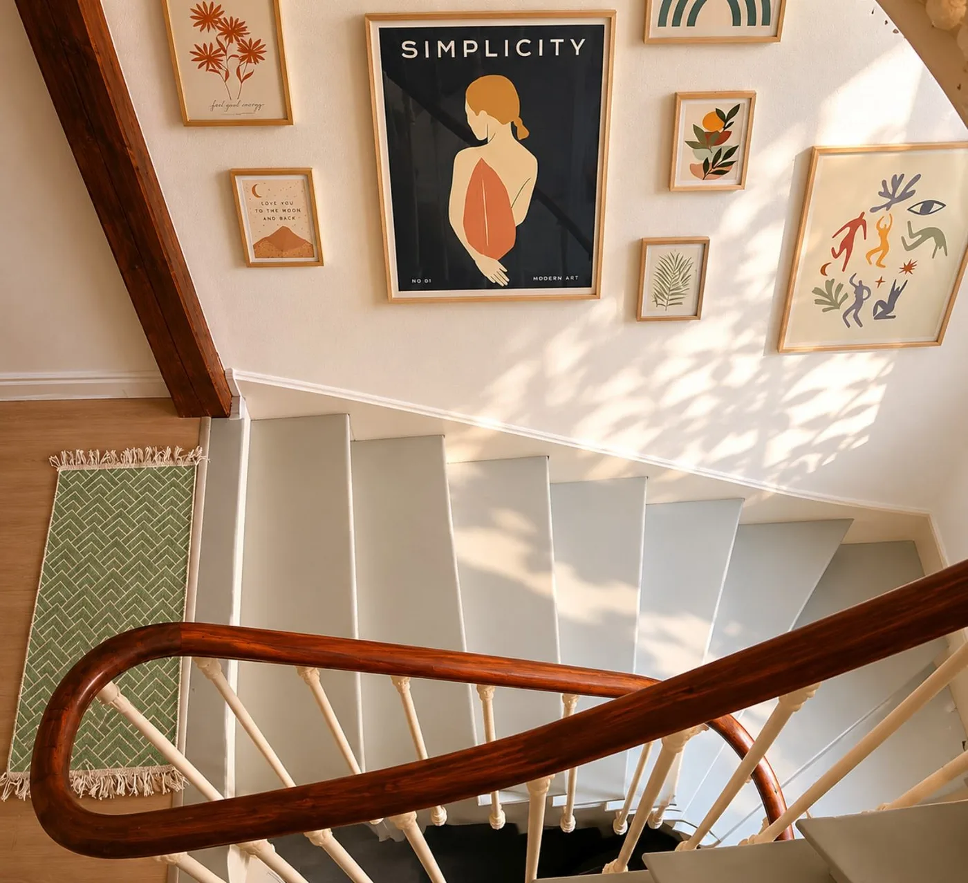 Escalier et décoration chaleureuse de Rooms Home CSM