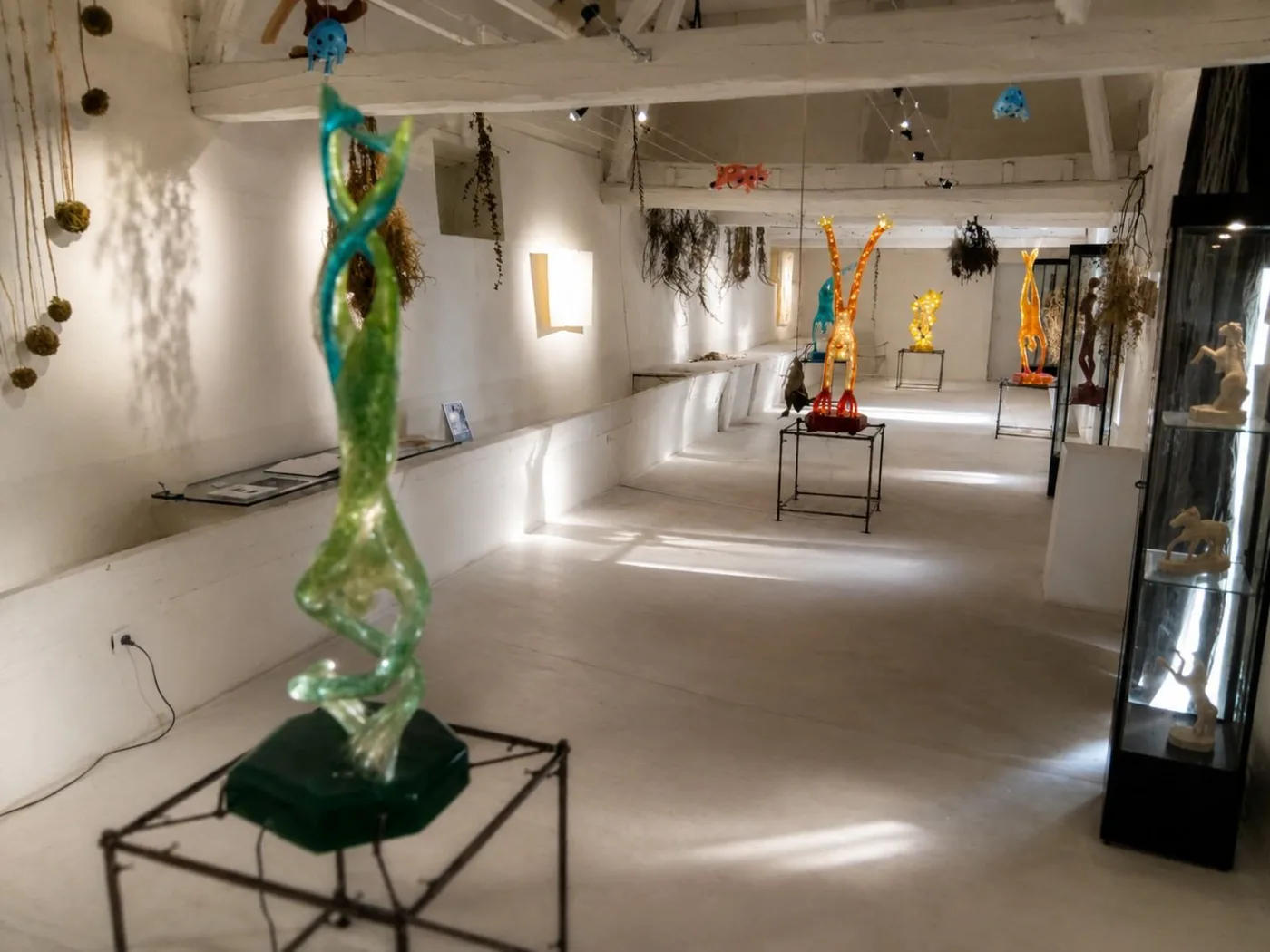 Galerie d’art Rendez-Vous à Montfaucon proche de Rooms Home CSM