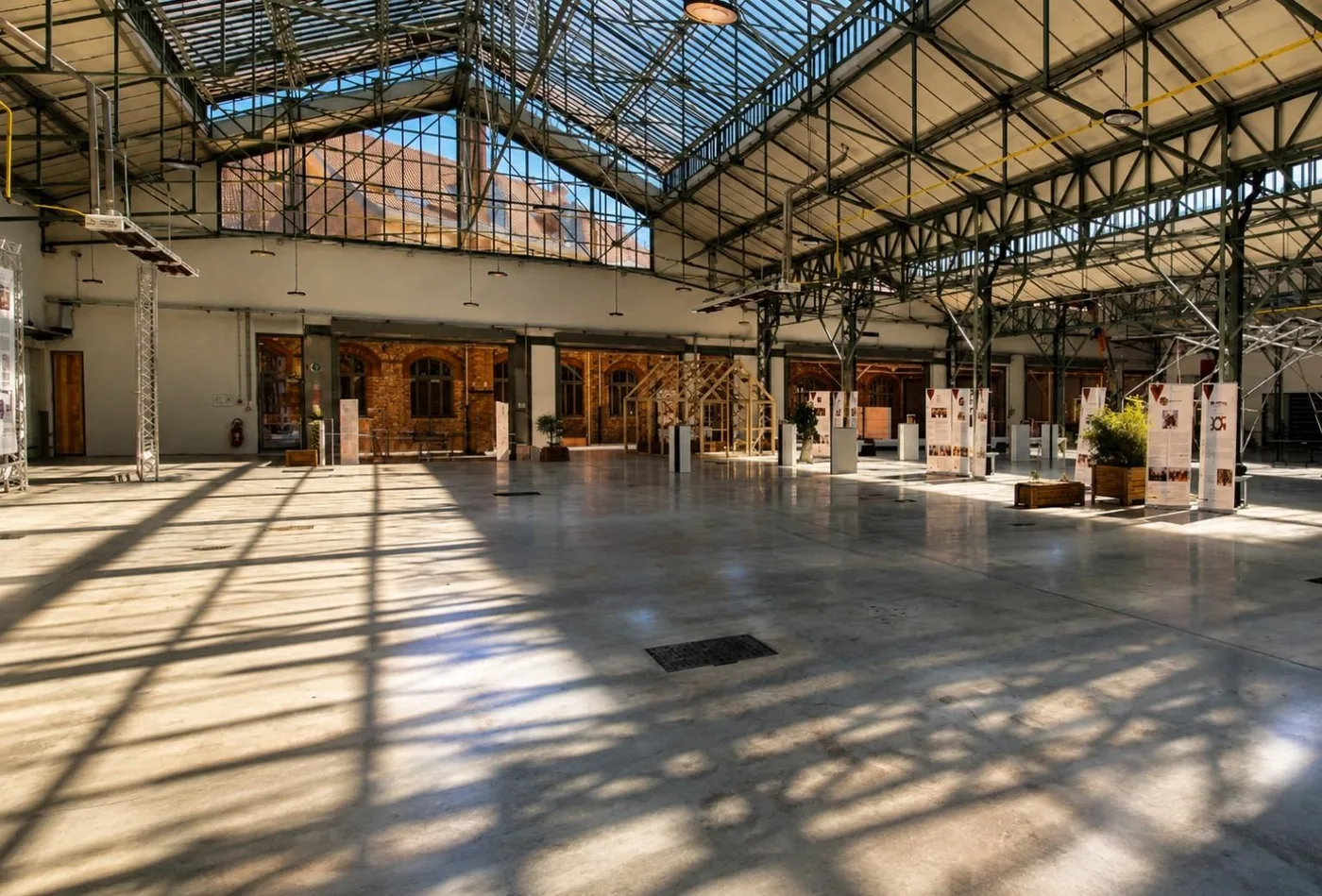 Le Silo U1 espace d’art contemporain à Château-Thierry proche de Rooms Home CSM